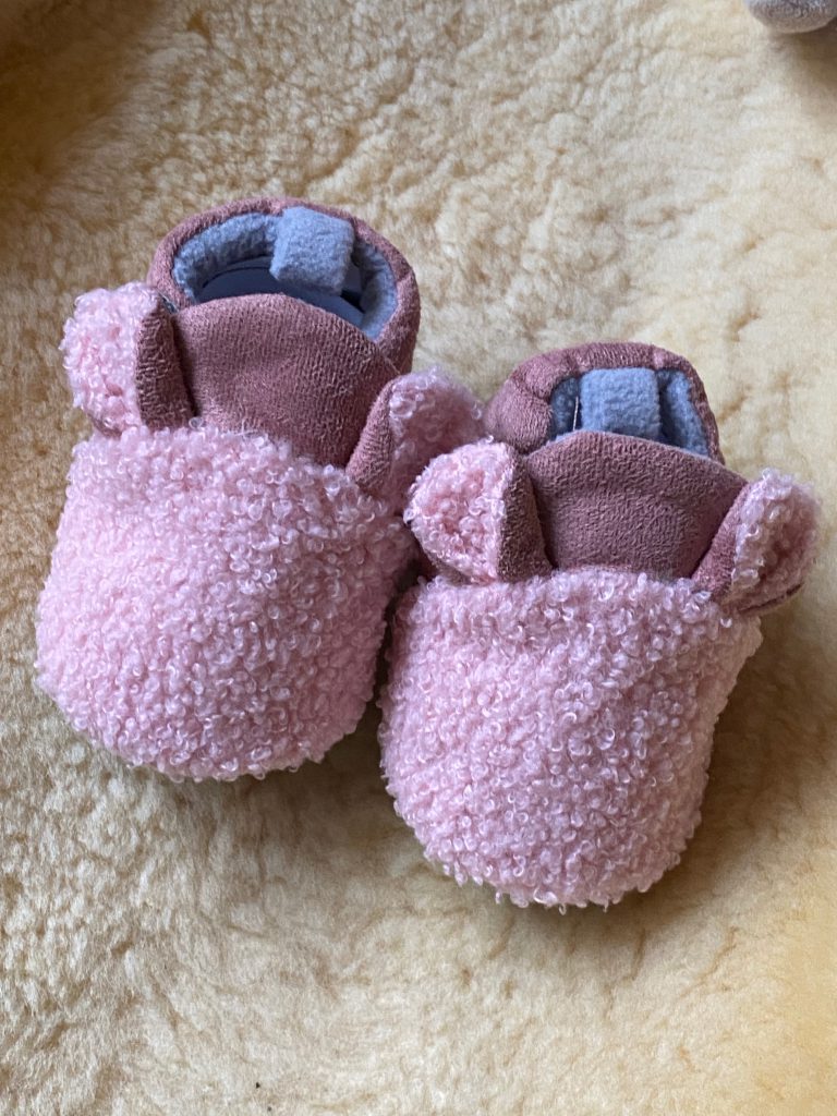 roze teddy babyslofjes met naam