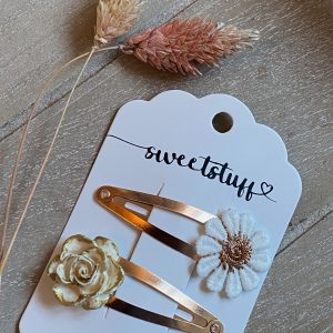 setje van 2 klik klak haarspeldjes met bloemetjes